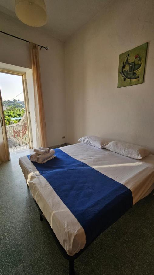 Апартаменти Bilocale In Centro Ischia Forio  Екстер'єр фото